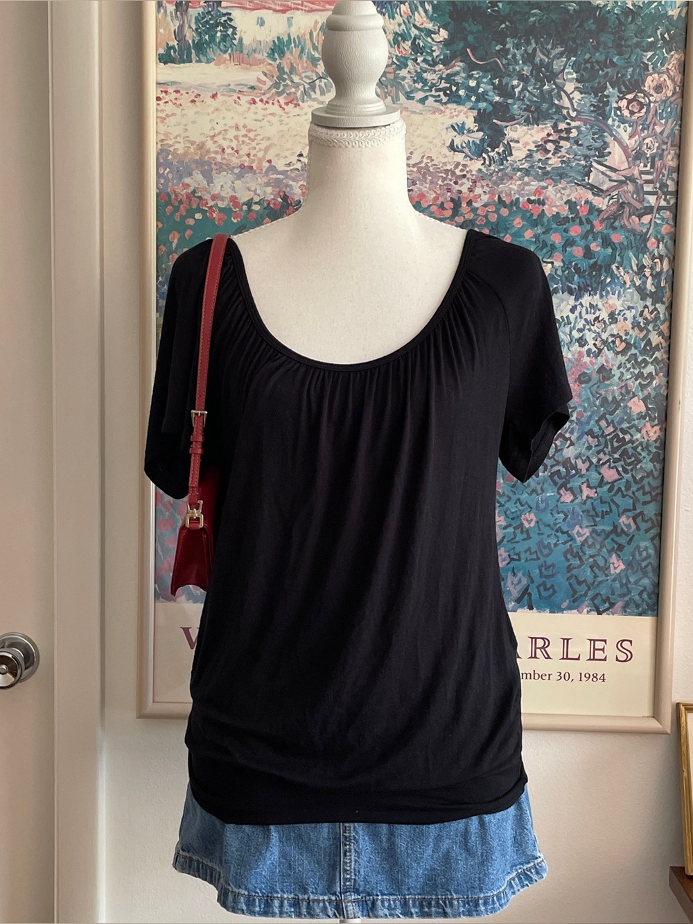Rebecca Beeson Off The Shoulder Top
Womens Small Black Scoop Neck Minimalist Y2K